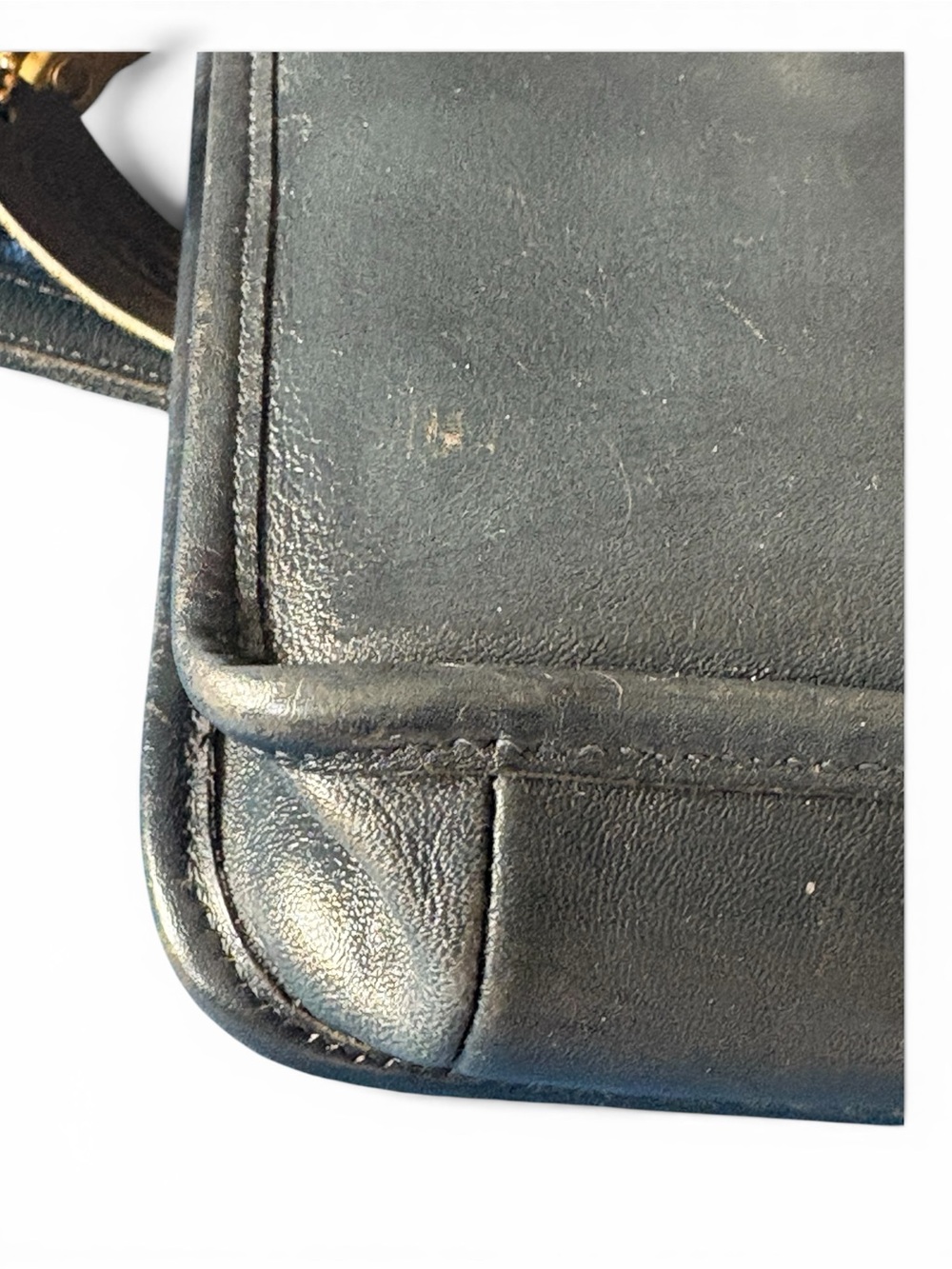 Vintage Coach two way bag Navy leather with brass hard wear made around 1970 - Picture 6 of 16